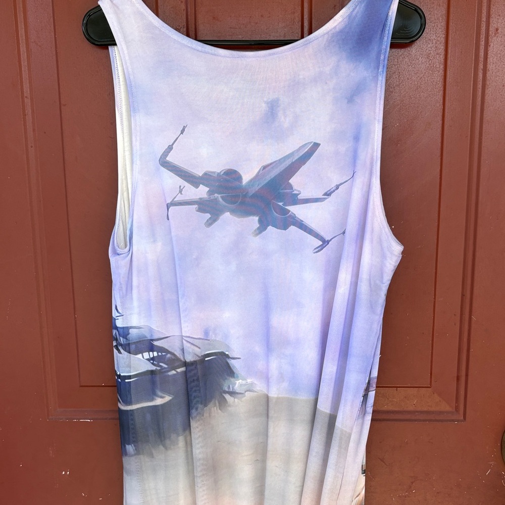 Star Wars White and Gray Dress with Rey and BB-8 - Picture 6 of 7
